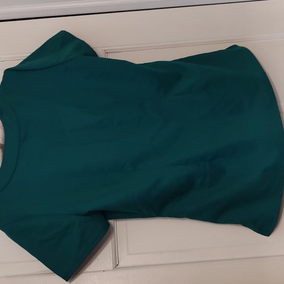 Healing hands. Size Medium purple label junior fit. Dark green - Picture 2 of 4